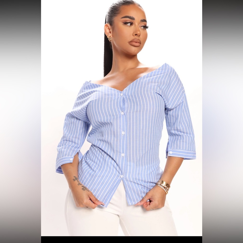 Fashion nova - came close top, blue and white